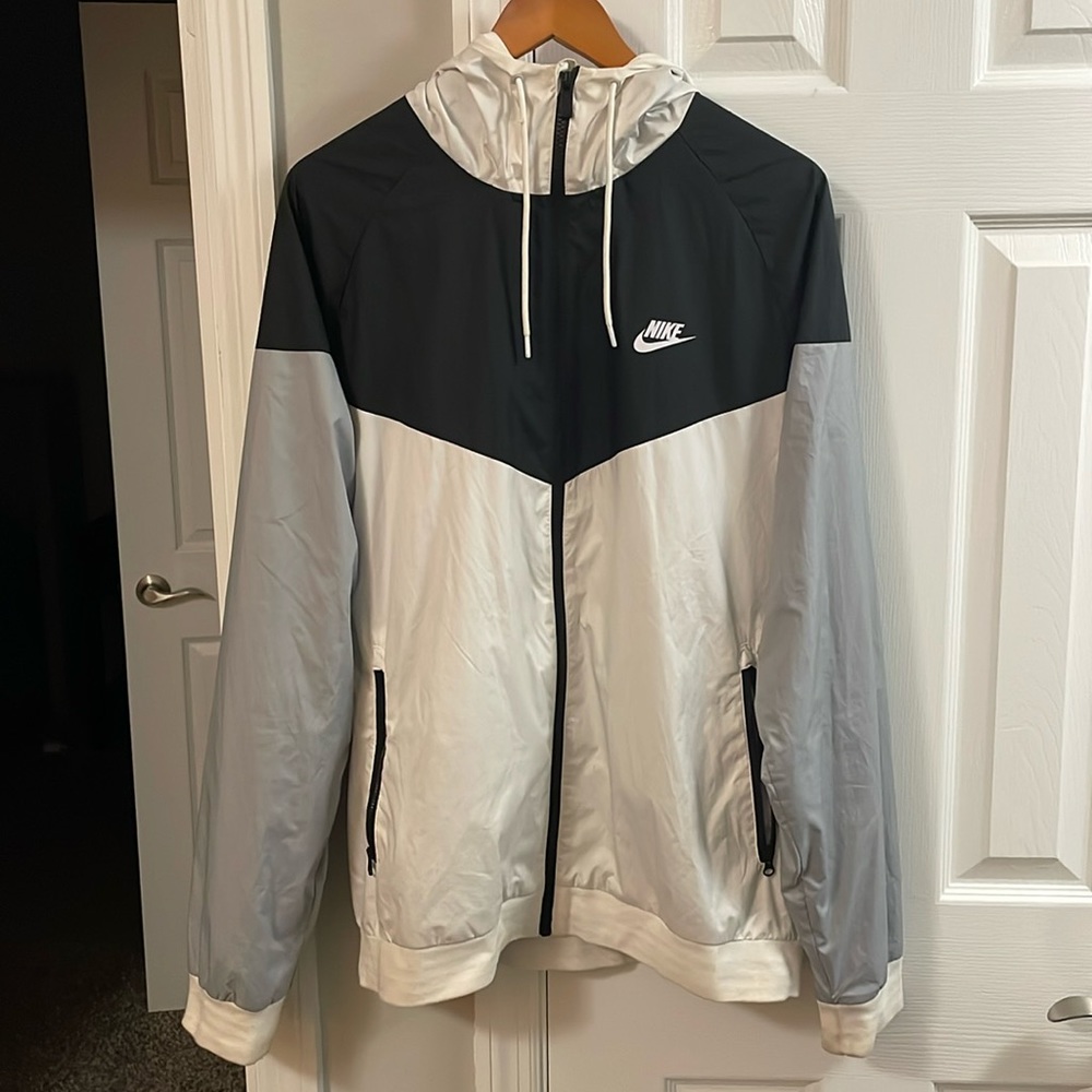 Retro Nike Windbreaker - XL
